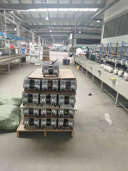 CE Approved Oil Free mute Clinical Dental Movable oilless silent Air Compressor SY800 2/50L