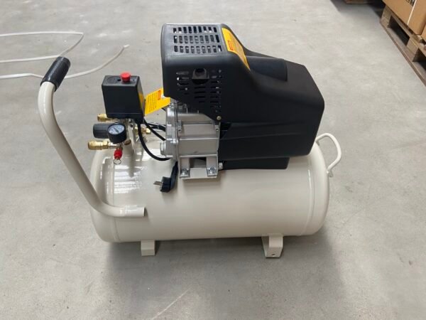 Factory Direct Selling 2hp Mining Compressor 8 Air Bar Air Compressor 50l for India Project