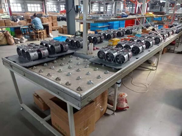 Oil free Mute Oil less Medical Clinical Air Compressor 600 1/9 L