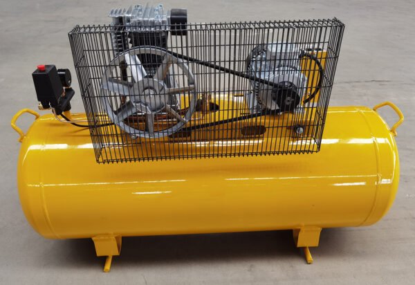 SY-AL2080 8bar with 300L air tank 3kw 4hp Piston Air Compressor air pumps from China