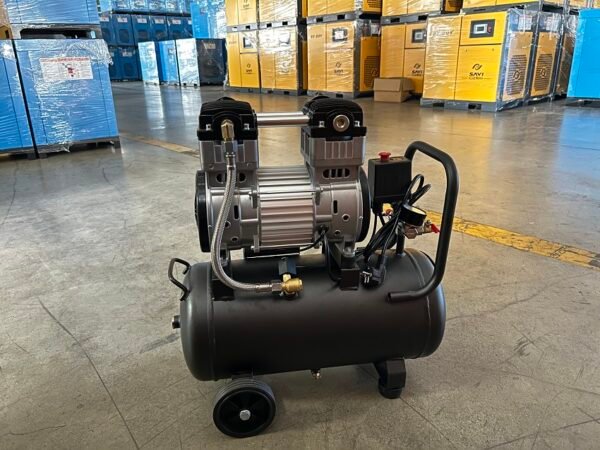 German Style 1600W copper wire motor 8 bar 25L CE Approved Oil free air compressor for car wash
