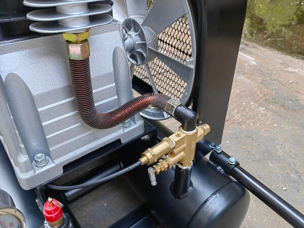 Sayiair Al2065 Customized 6.5HP 8bar Gasoline Engine 50lx2 100L double tank Air Compressor