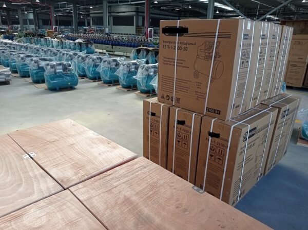 High quality CE Approved Piston Air Compressor W2100t Cast Iron Air Compressor Head Pumps 500 liter